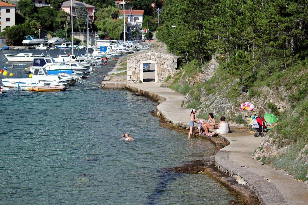Apartments With A Parking Space Jadranovo, Crikvenica - 5533 Экстерьер фото